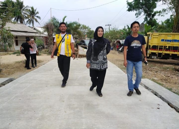 Bupati Irna Ajak Masyarakat Pelihara Infrastruktur Jalan dan Jembatan yang Sudah Dibangun