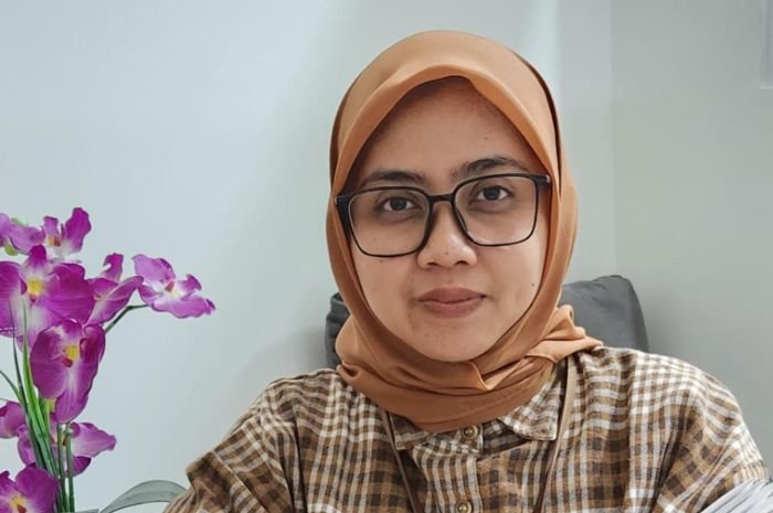 Pendidikan Politik dalam Pandangan Filsafat: Membangun Kesadaran Kritis untuk Masyarakat yang Toleran 9 Pendidikan Politik dalam Pandangan Filsafat: Membangun Kesadaran Kritis untuk Masyarakat yang Toleran