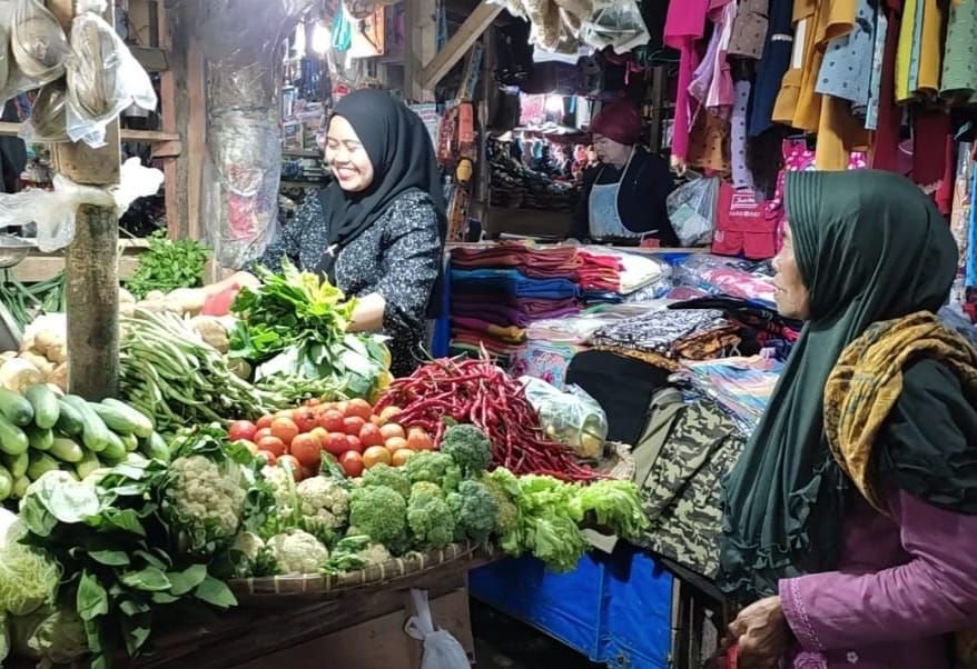 Harga Cabai di Pasar Tradisional Kabupaten Pandeglang Dekati Harga Daging Sapi 5 Harga Cabai di Pasar Tradisional Kabupaten Pandeglang Dekati Harga Daging Sapi