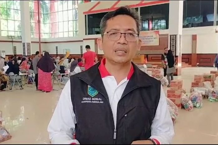 Pemrov Banten Bagi-bagi Bantuan Usaha, Pedagang Kecil di Pandeglang Dapat Rice Cooker hingga Kompor 3 Pemrov Banten Bagi-bagi Bantuan Usaha, Pedagang Kecil di Pandeglang Dapat Rice Cooker hingga Kompor