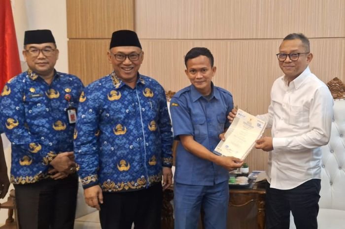 Dari 102 Hanya 88 Tenaga Kebersihan Setda Kota CIlegon yang Lulus Sertifikasi, Sisanya Ternyata....... 1 Dari 102 Hanya 88 Tenaga Kebersihan Setda Kota CIlegon yang Lulus Sertifikasi, Sisanya Ternyata.......