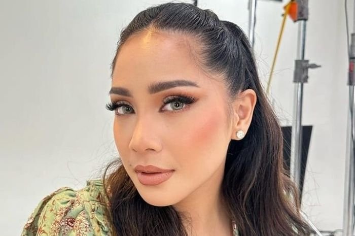 Nagita Slavina Didandani Tasya Farasya, Istri Raffi Ahmad Kena Nyinyir Netizen 5 Nagita Slavina Didandani Tasya Farasya, Istri Raffi Ahmad Kena Nyinyir Netizen
