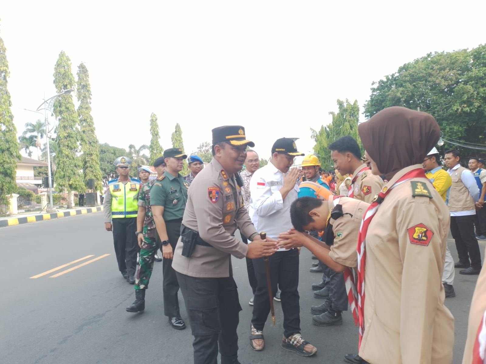 Patroli Jalan Kaki Diklaim Jadi Jurus Jitu Polres Cilegon Urai Kemacetan