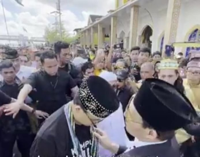 Saking Cintanya, Warga di Pontianak Namai Kampungnya dengan Nama Anies 1 Saking Cintanya, Warga di Pontianak Namai Kampungnya dengan Nama Anies