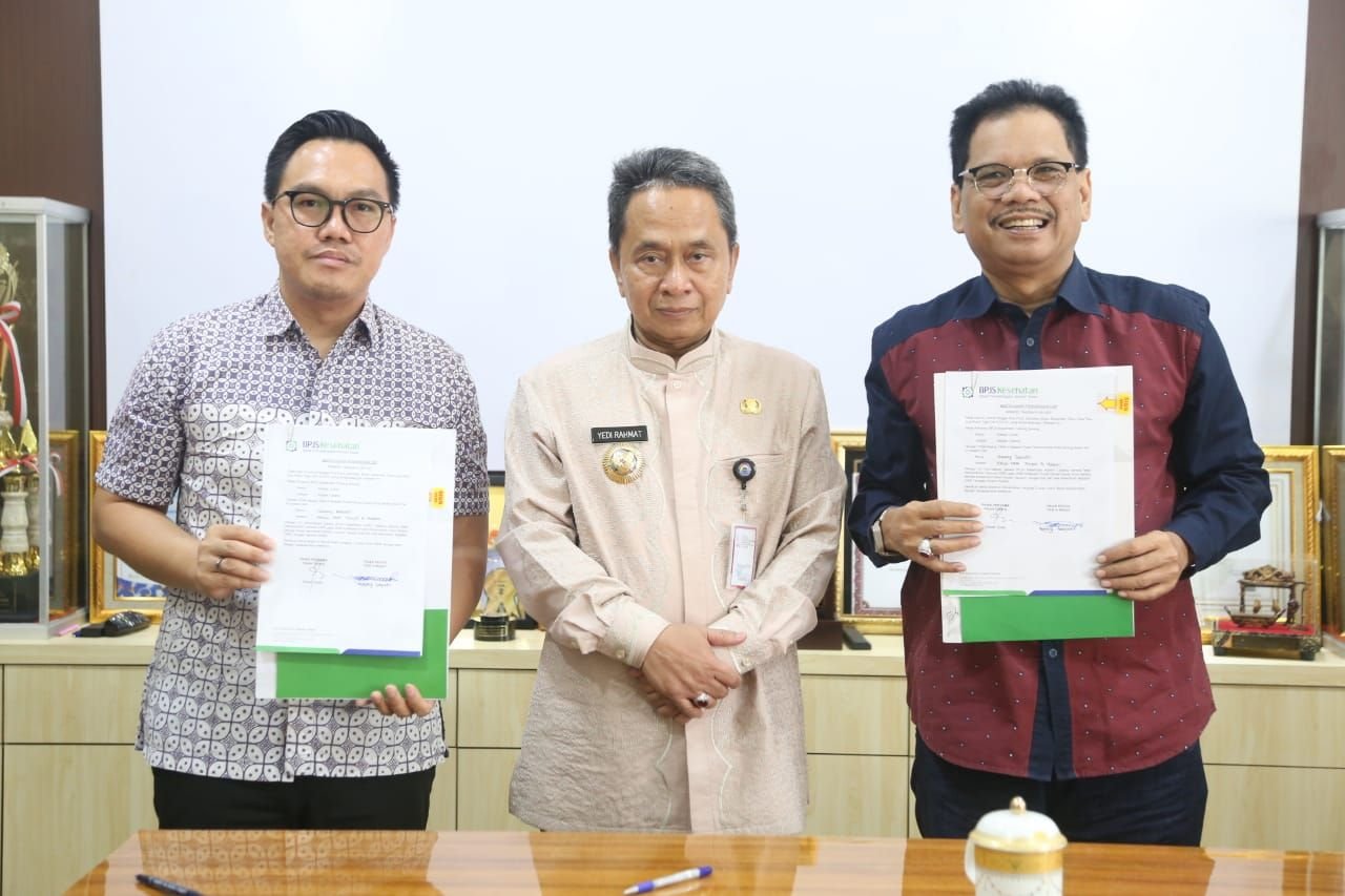Pemerintah Kota Serang Dapat CSR Sarana Ibadah dari BPJS Kesehatan, Segini Besarannya 7 Pemerintah Kota Serang Dapat CSR Sarana Ibadah dari BPJS Kesehatan, Segini Besarannya