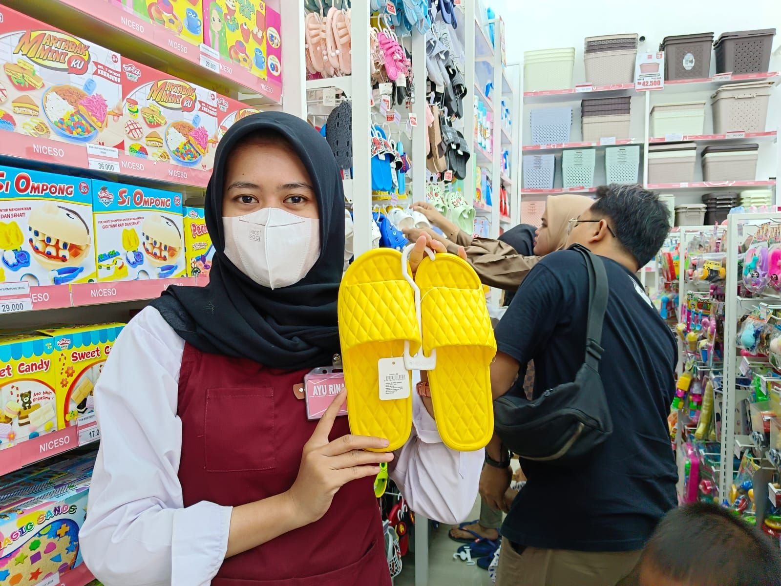 Usai Ubah Nama dari Foda ke Nice So Cabang Benggala Kota Serang, Kenaikan Penjuualan Hingga 70 Persen 1 Usai Ubah Nama dari Foda ke Nice So Cabang Benggala Kota Serang, Kenaikan Penjuualan Hingga 70 Persen