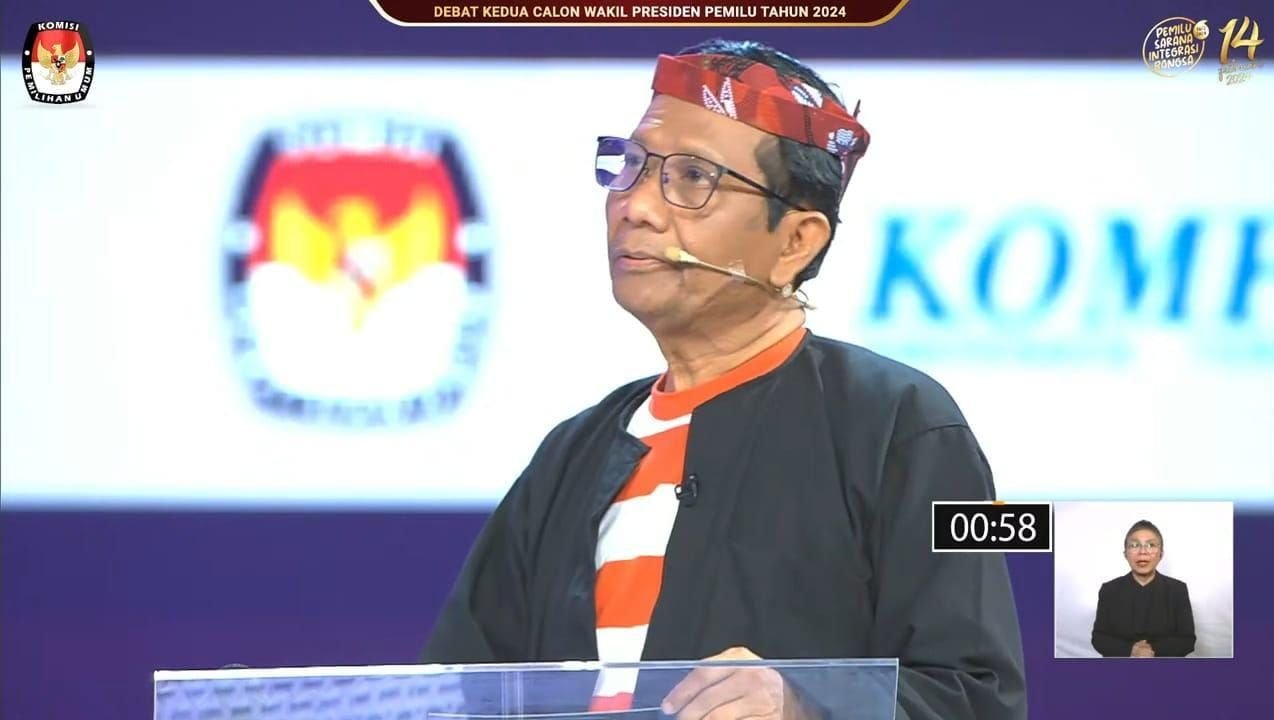 Ditanya Pengalaman Pacaran Masa Kuliah Saat Live Tiktok, Mahfud MD Bilang Kalau Jalan Ikut Seminar dan Pengajian 2 Ditanya Pengalaman Pacaran Masa Kuliah Saat Live Tiktok, Mahfud MD Bilang Kalau Jalan Ikut Seminar dan Pengajian