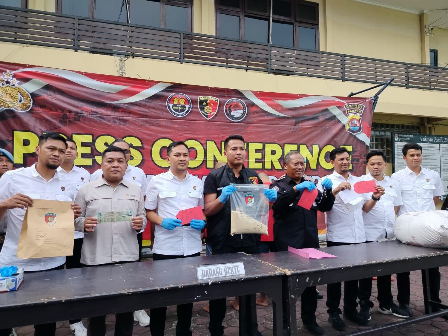 Beraksi di Tol Tangerang Merak, Sindikat Pencurian Gula Dibongkar Polres Cilegon