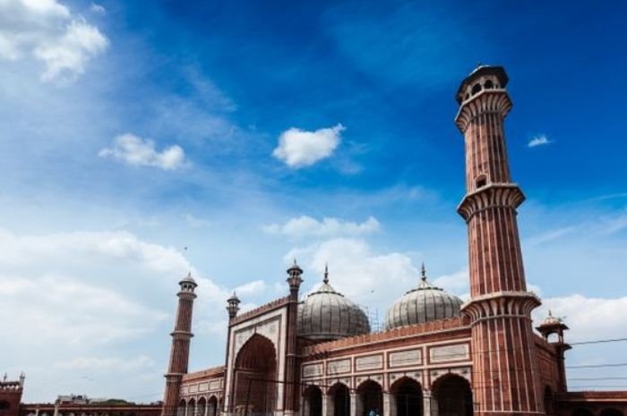 Contoh Naskah Khutbah Jumat Singkat Lengkap dengan Dalil: Memaksimalkan Ibadah di Bulan Rajab 8 Contoh Naskah Khutbah Jumat Singkat Lengkap dengan Dalil: Memaksimalkan Ibadah di Bulan Rajab