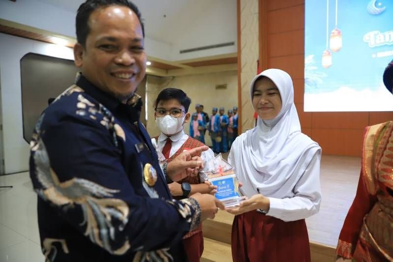 Pelajar Tangerang Mengaji Jadi Program untuk Kuatkan Nilai-nilai Akhlakul Karimah 3 Pelajar Tangerang Mengaji Jadi Program untuk Kuatkan Nilai-nilai Akhlakul Karimah