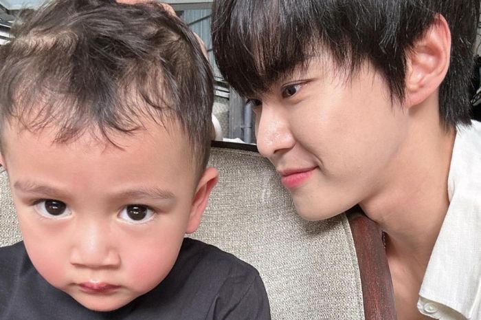 Bikin Gemas Para Fans, Doyoung NCT Pamer Foto Bareng Cipung di Instagram Pribadinya 1 Bikin Gemas Para Fans, Doyoung NCT Pamer Foto Bareng Cipung di Instagram Pribadinya