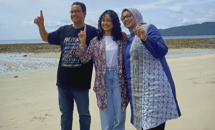 Sambangi Pantai Beby Indah Ambon, Anies Baswedan : Bagus Betul Lokasinya 3 Sambangi Pantai Beby Indah Ambon, Anies Baswedan : Bagus Betul Lokasinya