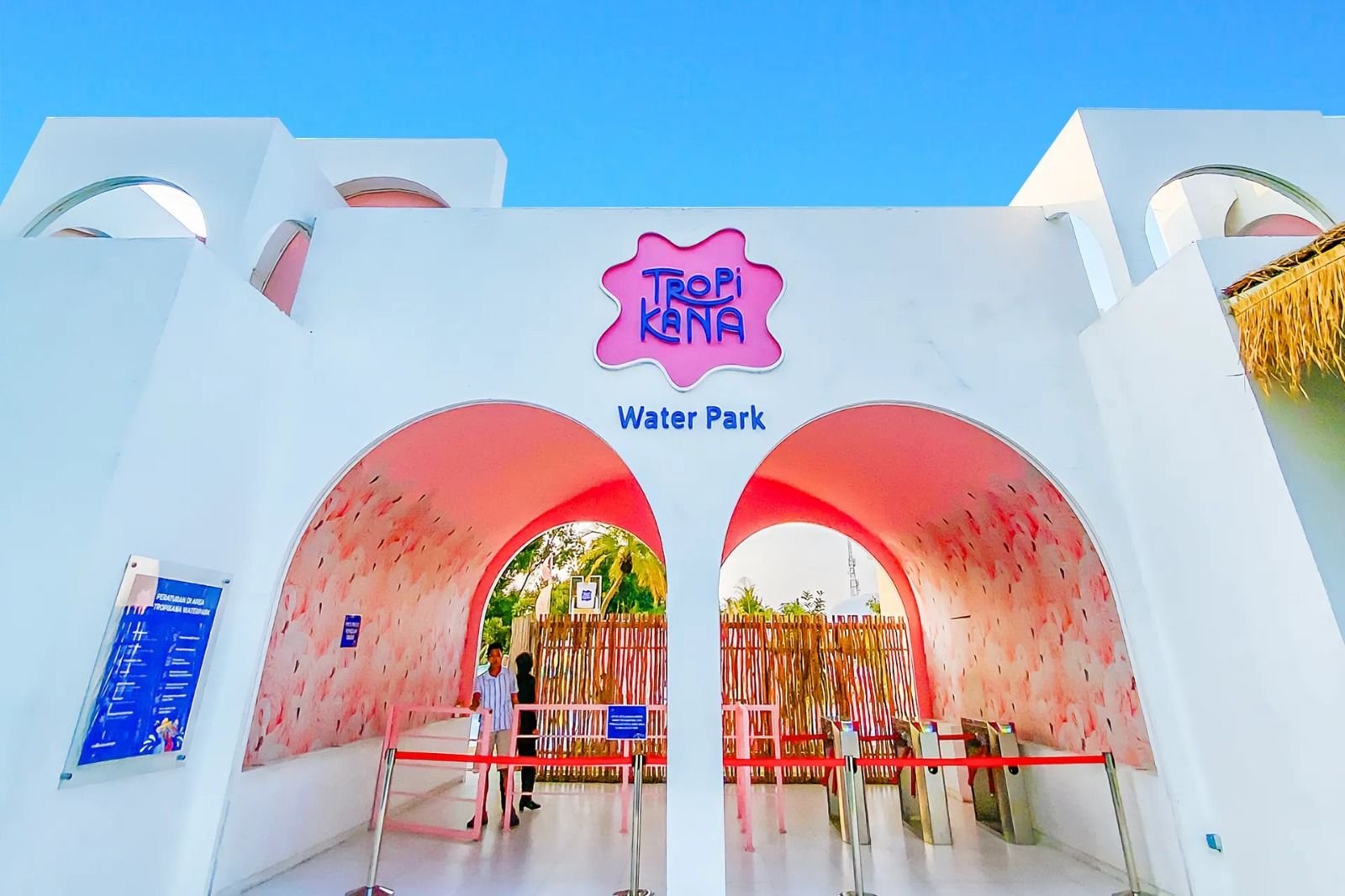 Tempat Wisata Air Tropikana Waterpark di Tangerang, Cocok Jadi Destinasi Bersama Keluarga hingga Pasangan