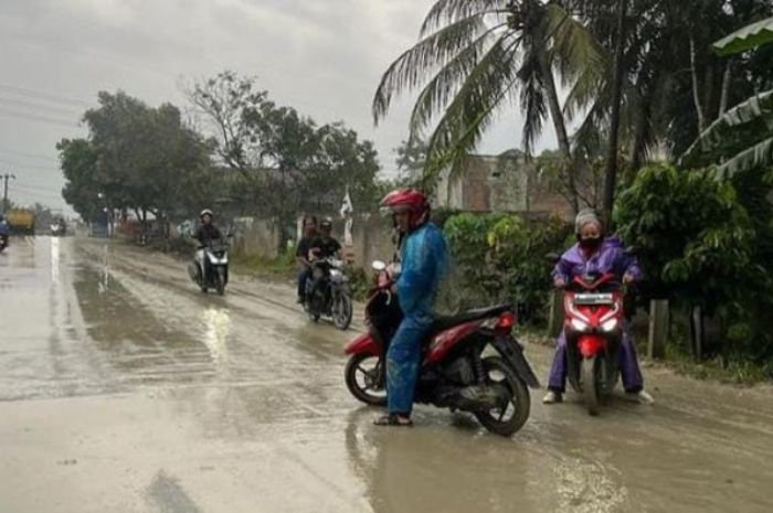 Truk ODOL Meresahkan, Mahasiswa Minta Pemkab Lebak Persikap Tegas, Tertibkan!