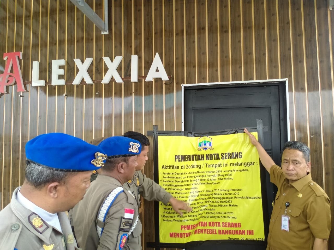 TEGAS! Pemkot Serang Segel 13 THM Atas Dorongan Ulama 1 TEGAS! Pemkot Serang Segel 13 THM Atas Dorongan Ulama