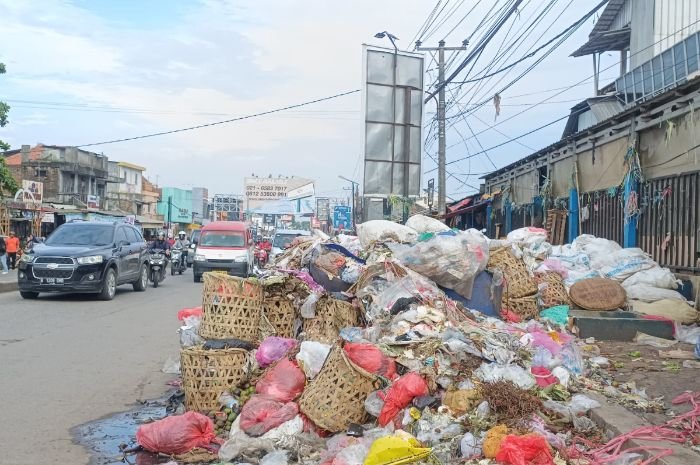 Atasi Masalah Sampah, Pemkab Serang Mendadak Bangun TPST di Kecamatan Mancak 8 Atasi Masalah Sampah, Pemkab Serang Mendadak Bangun TPST di Kecamatan Mancak