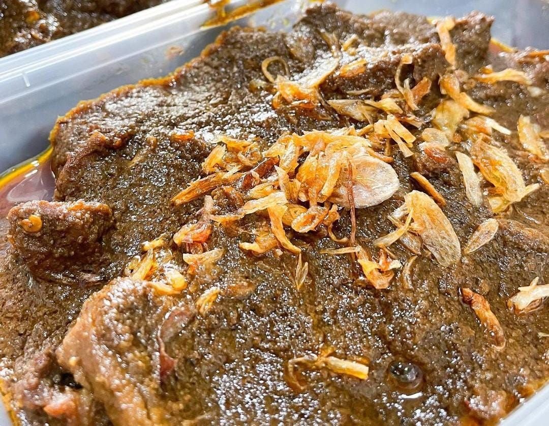 Siapa Bisa Menolak! 3 Makanan Khas di Cilegon, Lezat dan Memanjakan Lidah, Nomor 2 Sangat Pas di Waktu Santai 1 Siapa Bisa Menolak! 3 Makanan Khas di Cilegon, Lezat dan Memanjakan Lidah, Nomor 2 Sangat Pas di Waktu Santai