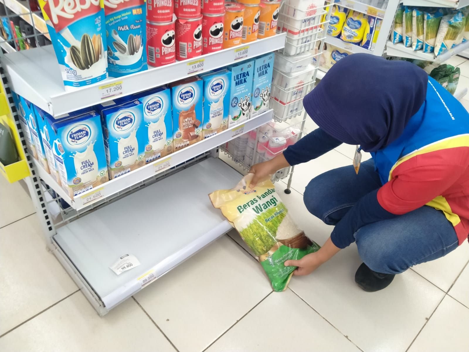 Waduh Sudah Tiga Hari, Ritel di Pandeglang Tidak Punya Stok Beras 1 Waduh Sudah Tiga Hari, Ritel di Pandeglang Tidak Punya Stok Beras