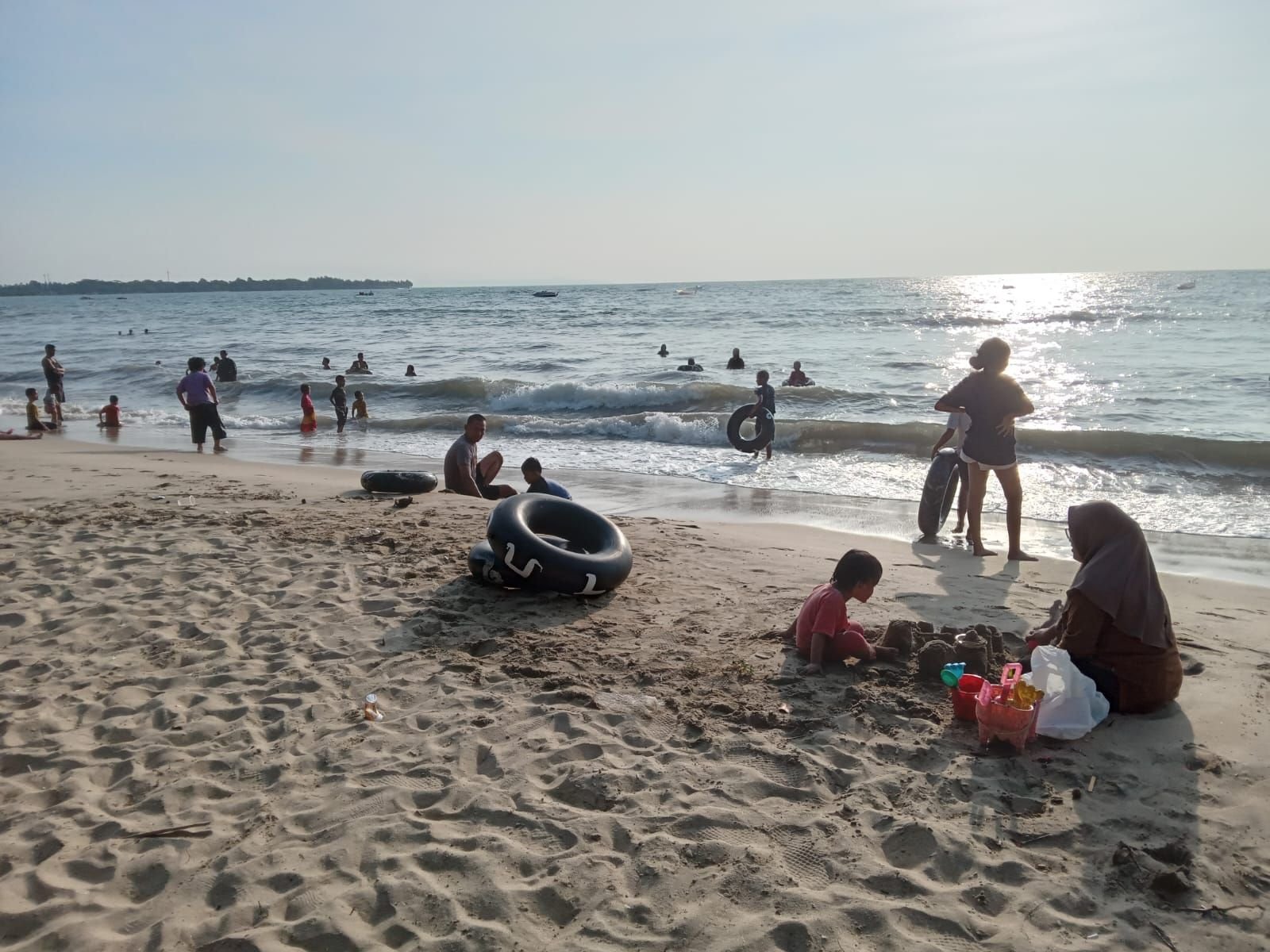 Wajib Dikunjungi, Rekomendasi Tempat Wisata Alam di Pandeglang yang Nyaman dan Sejuk 8 Wajib Dikunjungi, Rekomendasi Tempat Wisata Alam di Pandeglang yang Nyaman dan Sejuk