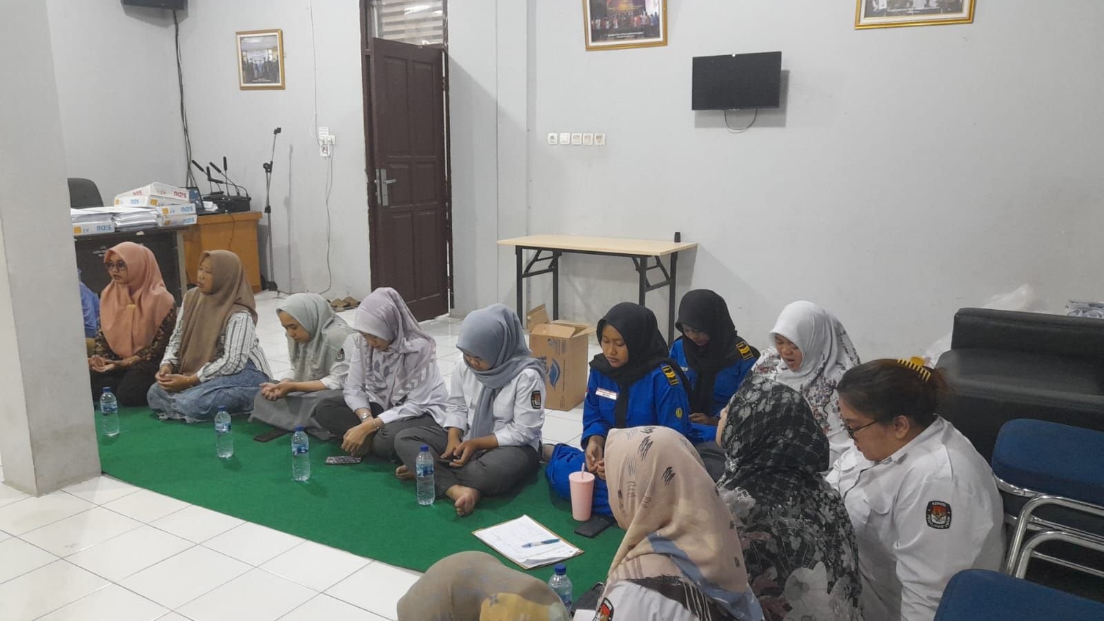 Gelar Doa Bersama, KPU Cilegon Berharap Penyelenggaraan Pemilu Berjalan Lancar dan Damai 4 Gelar Doa Bersama, KPU Cilegon Berharap Penyelenggaraan Pemilu Berjalan Lancar dan Damai