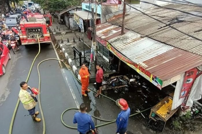 Hangus! Salah Satu Toko Helm di Kota Serang Kebakaran, Diduga Karena ini