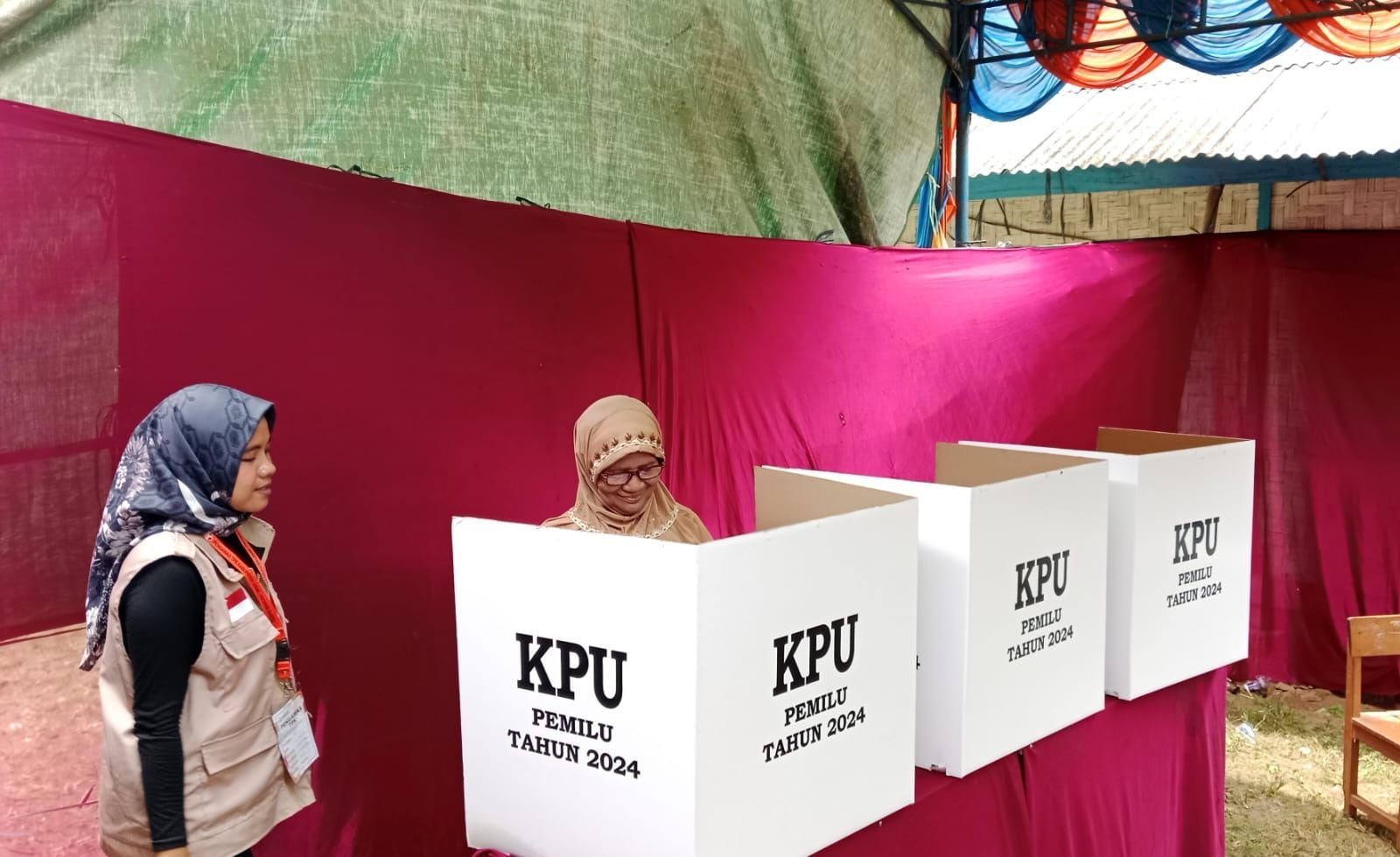 Tiga TPS di Kabupaten Lebak Dipindahkan Secara Mendadak, Kenapa? 4 Tiga TPS di Kabupaten Lebak Dipindahkan Secara Mendadak, Kenapa?