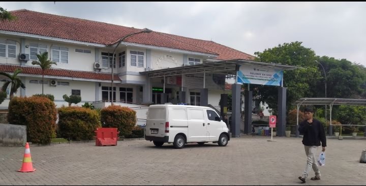 Sebelum Dirujuk ke RSUD Berkah Pandeglang, Caleg Depresi Diminta Periksa ke Puskesmas Terlebih Dahulu 5 Sebelum Dirujuk ke RSUD Berkah Pandeglang, Caleg Depresi Diminta Periksa ke Puskesmas Terlebih Dahulu