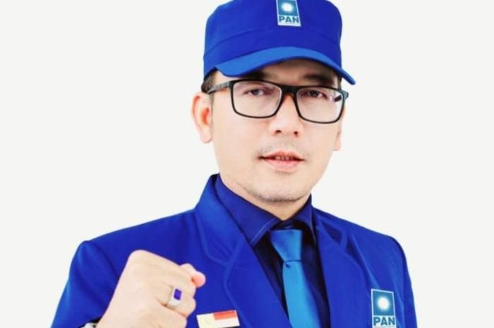 5 Caleg DPRD Kota Cilegon dengan Hasil Hitung Suara Tertinggi Dapil 1, Tohir dan Rahmatulloh Kejar-kejaran 5 5 Caleg DPRD Kota Cilegon dengan Hasil Hitung Suara Tertinggi Dapil 1, Tohir dan Rahmatulloh Kejar-kejaran