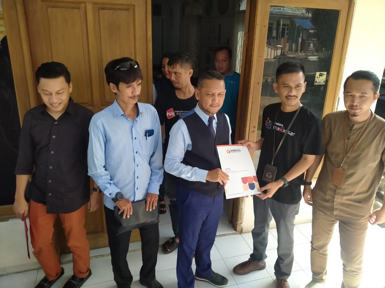 5 Caleg NasDem Laporkan Petugas KPPS Bawaslu Kabupaten Pandeglang 6 5 Caleg NasDem Laporkan Petugas KPPS Bawaslu Kabupaten Pandeglang