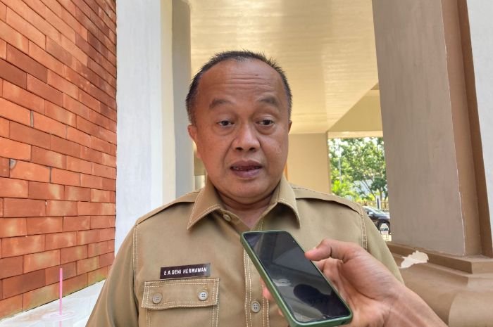 Belum Sanggup Munculkan Primadona Baru, PKB dan BBNKB Masih Jadi Andalan PAD Pemprov Banten 1 Belum Sanggup Munculkan Primadona Baru, PKB dan BBNKB Masih Jadi Andalan PAD Pemprov Banten