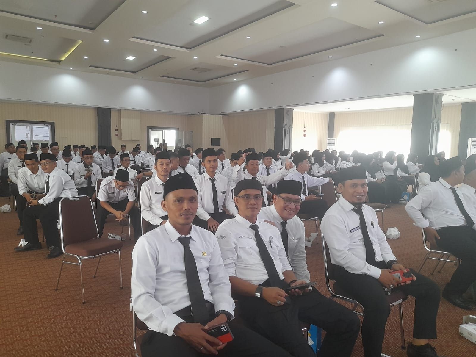 Uwow! Penghasilan PPPK Baru Pemkot Cilegon Sudah Selevel Seklur, Gaji dan Tunjangannya Ternyata...... 8 Uwow! Penghasilan PPPK Baru Pemkot Cilegon Sudah Selevel Seklur, Gaji dan Tunjangannya Ternyata......