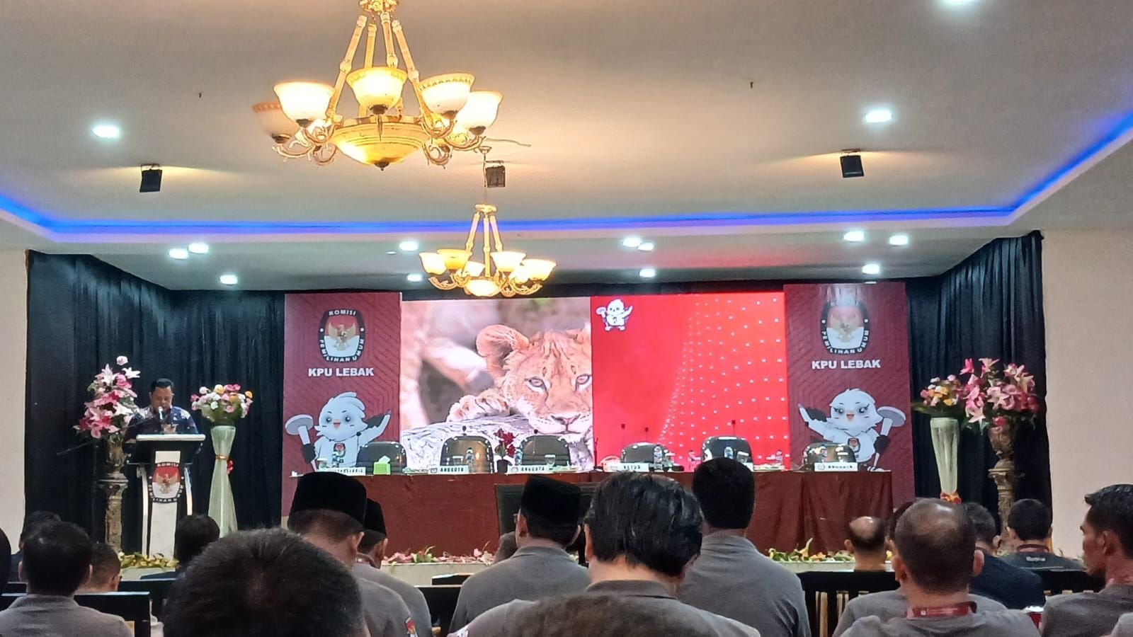 Ditargetkan Selesai 5 Hari, Proses Rekapitulasi Perolehan Suara Pemilu di Lebak Dilakukan Seperti Turunnya Al-Quran