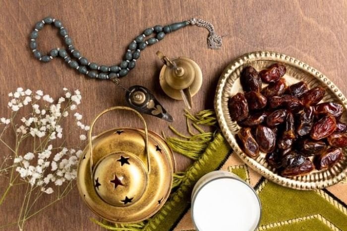 Daftar Rekomendasi 15 Buah-buahan yang Cocok Dikonsumsi Saat Ramadhan 2024, Badan Tetep Bugar dan Tak Gampang Lemas 6 Daftar Rekomendasi 15 Buah-buahan yang Cocok Dikonsumsi Saat Ramadhan 2024, Badan Tetep Bugar dan Tak Gampang Lemas