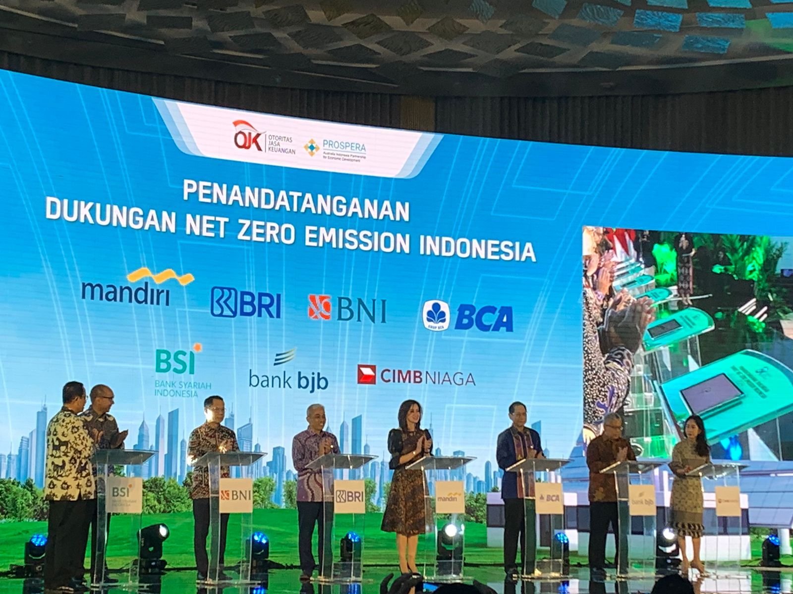 bank bjb Bersama Perbankan Besar Lainnya Berkomitmen Dalam Mendukung Pencapaian Net Zero Emission di Indonesia 3 bank bjb Bersama Perbankan Besar Lainnya Berkomitmen Dalam Mendukung Pencapaian Net Zero Emission di Indonesia