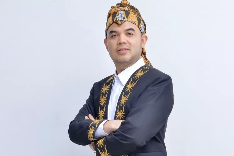 Dede Rohana Cari Pendamping Usia Sepadan di Pilkada Kota Cilegon 2024 3 Dede Rohana Cari Pendamping Usia Sepadan di Pilkada Kota Cilegon 2024