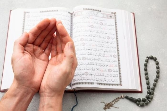 Bacaan Doa Akhir Ramadhan yang Dapat Dibaca Jelang Lebaran, Mohon Agar Ibadah Dapat Diterima 9 Bacaan Doa Akhir Ramadhan yang Dapat Dibaca Jelang Lebaran, Mohon Agar Ibadah Dapat Diterima