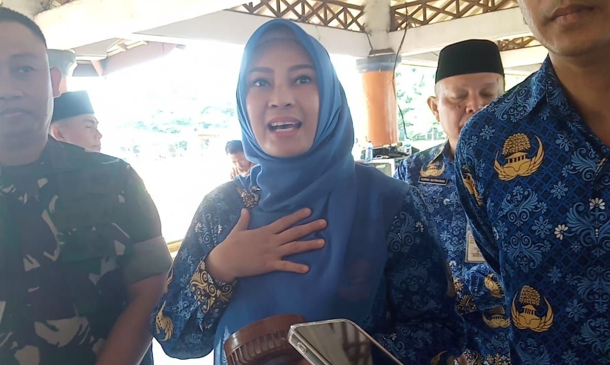 Akui Fiskal Lemah, Irna Narulita Minta Bantuan Rp181 M ke Pusat untuk Bangun Jalan 4 Akui Fiskal Lemah, Irna Narulita Minta Bantuan Rp181 M ke Pusat untuk Bangun Jalan