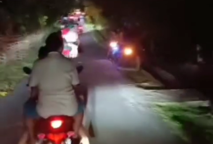 Warga Tagulandang Sulut Berhamburan Naik Sepeda Motor, Gunung Ruang Meletus Mencekam 1 Warga Tagulandang Sulut Berhamburan Naik Sepeda Motor, Gunung Ruang Meletus Mencekam