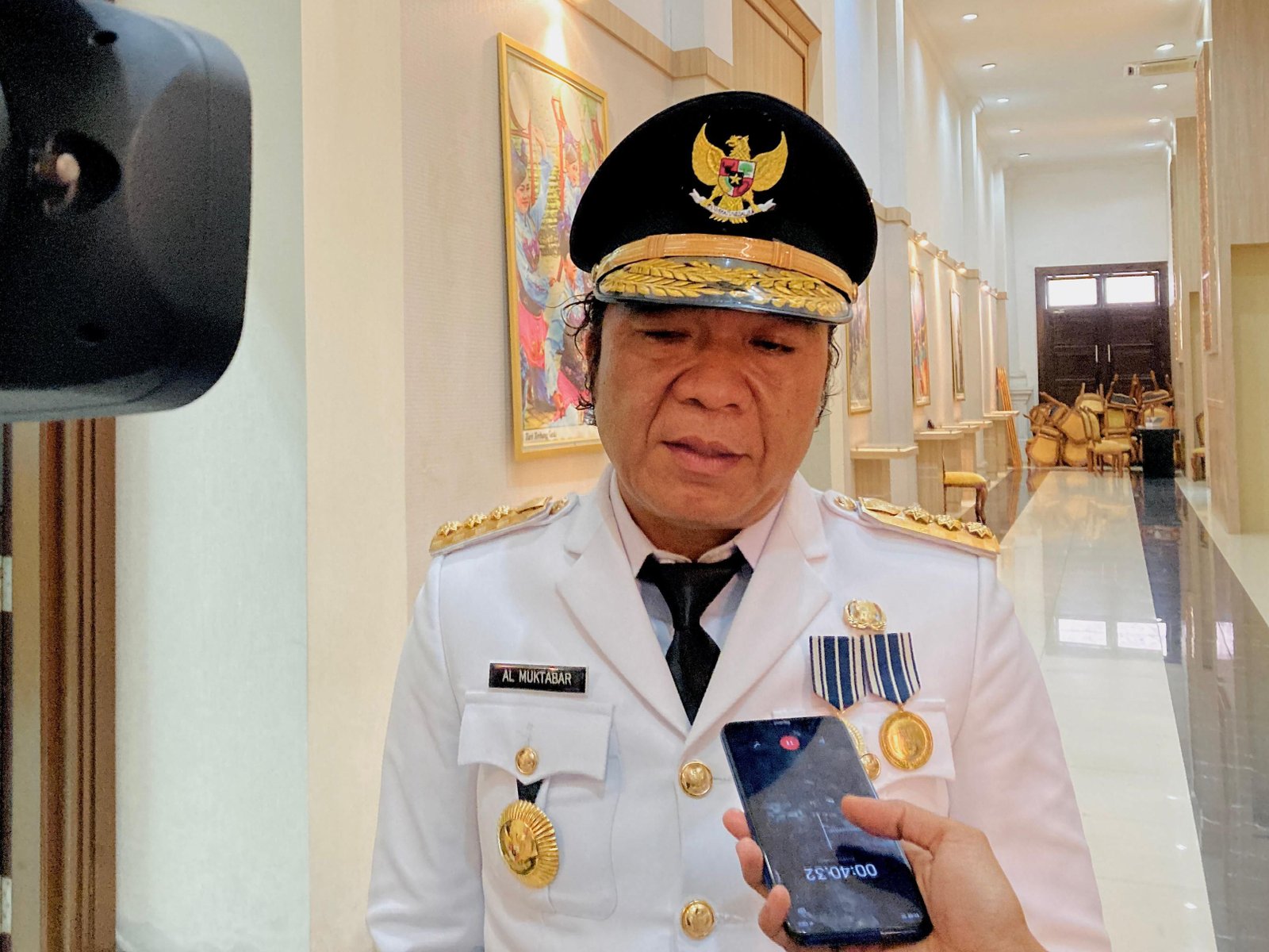 Simpang Siur Penggunaan Mobil Listrik Gubernur, Al Muktabar Ngaku Masih Pakai Mobil PJR 1 Simpang Siur Penggunaan Mobil Listrik Gubernur, Al Muktabar Ngaku Masih Pakai Mobil PJR