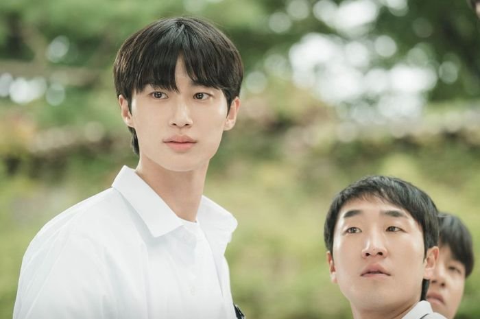 Nonton Lovely Runner Episode 5 Sub Indo: Sung Jae Kembali Dekati Im Sol karena Hal Ini
