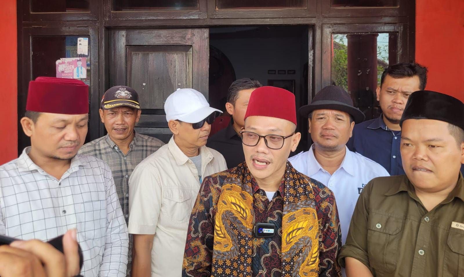 Daftar Jadi Bacalon Bupati ke PDIP, Ketua Apdesi Lebak Tantang Trah Jayabaya 5 Daftar Jadi Bacalon Bupati ke PDIP, Ketua Apdesi Lebak Tantang Trah Jayabaya
