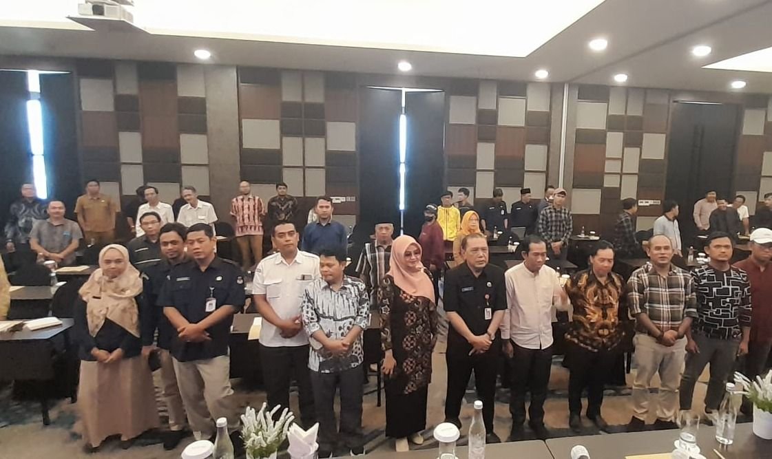 Orang Dekat Hadir di Sosialisasi Syarat Minimal Dukungan Paslon Perseorangan, Mumu dan Isro Bakal Daftar?