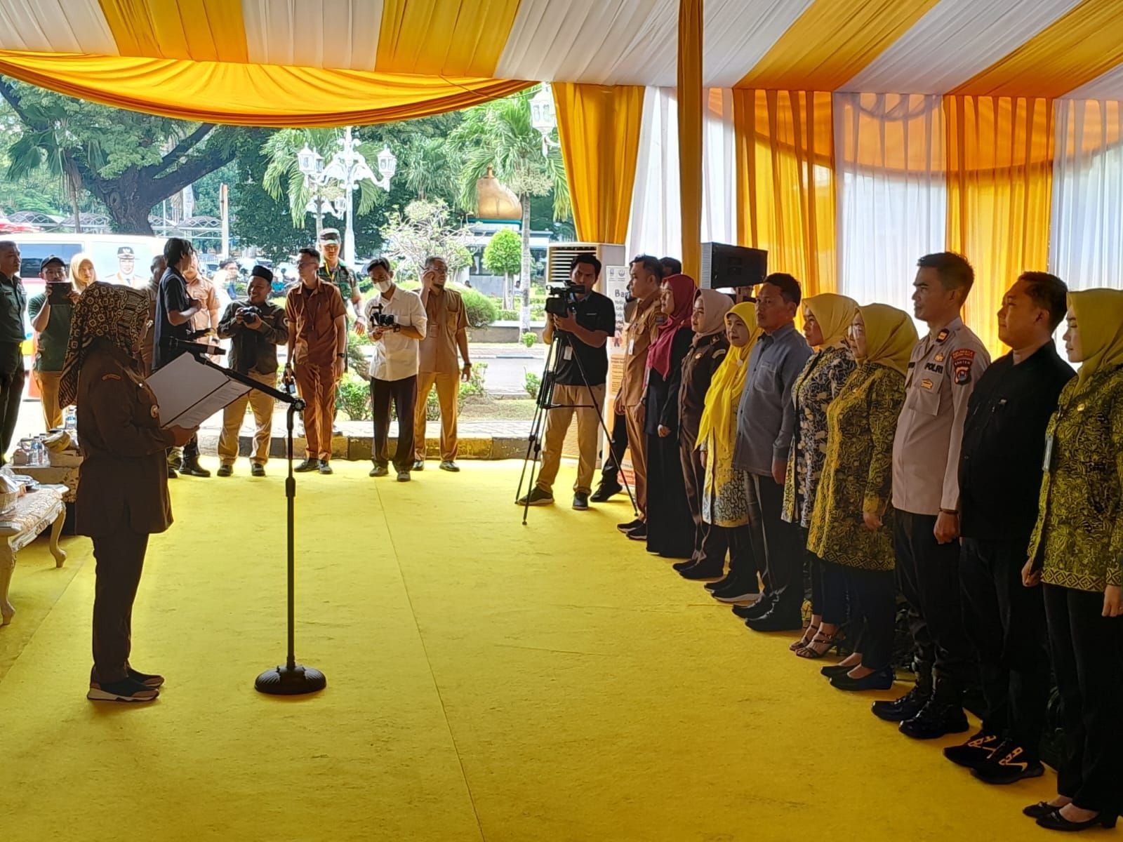 Marak Kasus Kekerasan, Satgas PPA Kabupaten Serang Diminta Aktif Beri Penyuluhan ke Masyarakat 1 Marak Kasus Kekerasan, Satgas PPA Kabupaten Serang Diminta Aktif Beri Penyuluhan ke Masyarakat