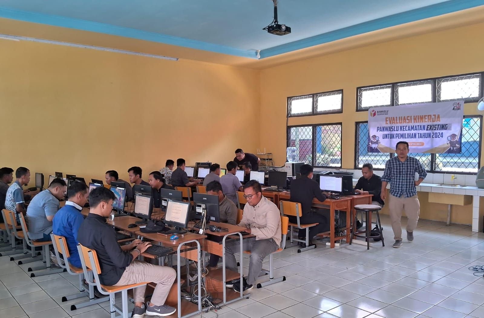 5 Panwascam Petahana untuk Pilkada 2024 Dicoret, Bawaslu Lebak Buka Pendaftaran Kembali 8 5 Panwascam Petahana untuk Pilkada 2024 Dicoret, Bawaslu Lebak Buka Pendaftaran Kembali