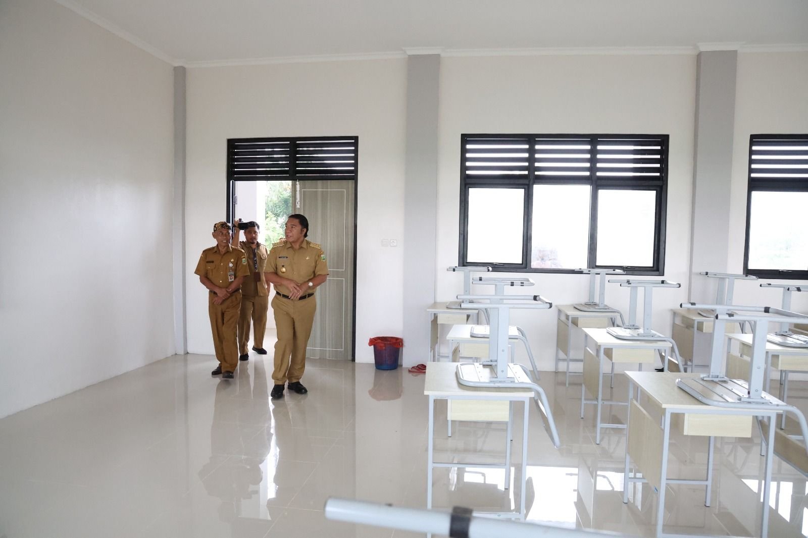 Pemprov Banten Akui Pemerataan Akses Pendidikan Terkendala Infrastruktur 9 Pemprov Banten Akui Pemerataan Akses Pendidikan Terkendala Infrastruktur