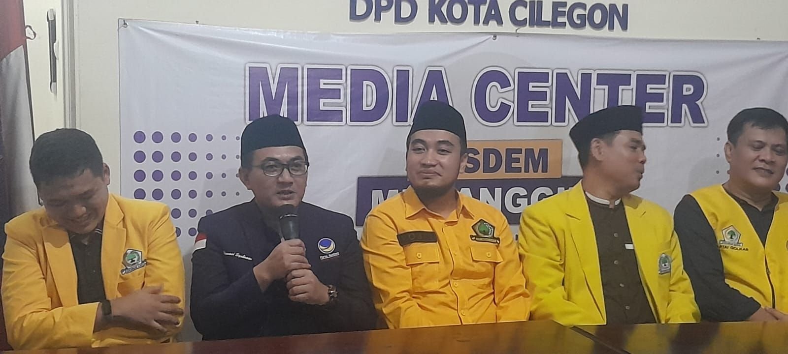 Ikuti Penjaringan Partai NasDem di Menit Akhir, Robinsar Pamerkan Tagline Cilegon Juare