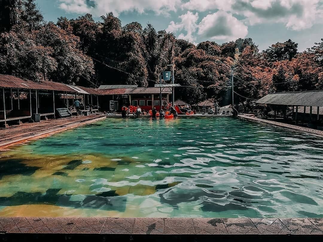 Rekomendasi Wisata Tirta di Kabupaten Pandeglang, Ada yang Bisa Untuk Terapi 1 Rekomendasi Wisata Tirta di Kabupaten Pandeglang, Ada yang Bisa Untuk Terapi