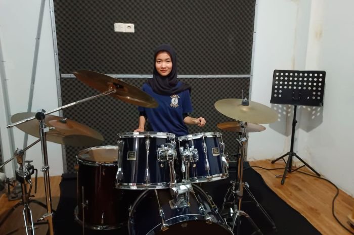 Senang Musik Tapi Tak Bisa Mainnya? Coba ke Unity Musik Kota Serang, Cek Biaya Les hingga Mahir di Sini 1 Senang Musik Tapi Tak Bisa Mainnya? Coba ke Unity Musik Kota Serang, Cek Biaya Les hingga Mahir di Sini