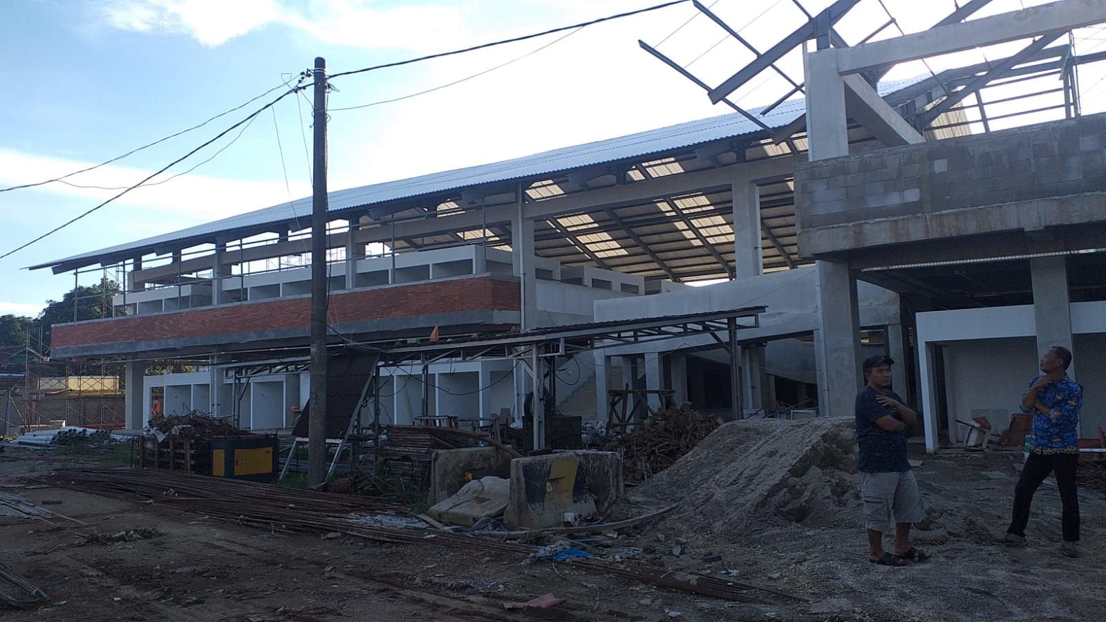 Progres Pembangunan Capai 90 Persen, Serah Terima Pasar Baros ke Pedagang Ditargetkan Agustus 3 Progres Pembangunan Capai 90 Persen, Serah Terima Pasar Baros ke Pedagang Ditargetkan Agustus