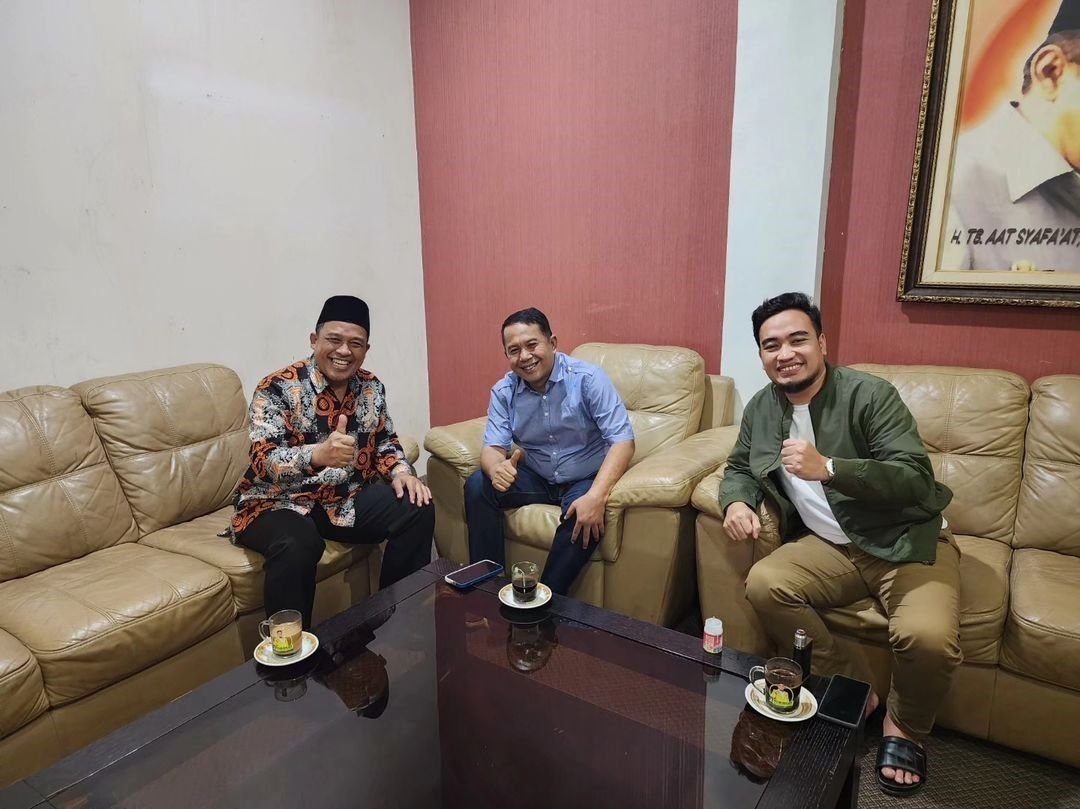 Koalisi Golkar - PKS di Kota Cilegon Terancam Gagal? Sanuji Pentamarta Jadi Bakal Calon Bupati Lebak 4 Koalisi Golkar - PKS di Kota Cilegon Terancam Gagal? Sanuji Pentamarta Jadi Bakal Calon Bupati Lebak